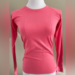 Seamless Long-Sleeve Top (Pink)
